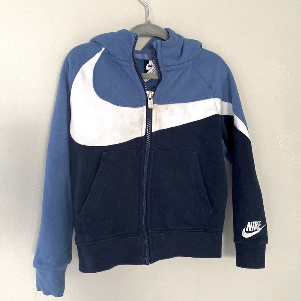 Nike sweater